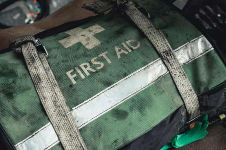 A Guide to First Aid Requirements in the Workplace Lawpath